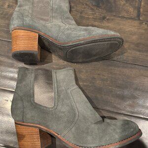 Sperry Women's Marlow 9.5 Gray Suede Booties Metallic Wood Heel Chelsea